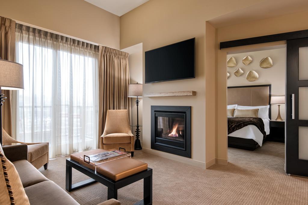 Inn At 500 Capitol ボイシ エクステリア 写真